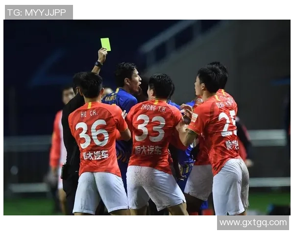 力帆主场迎战苏宁争夺三分双方球员全力以赴展现实力 力帆主场迎战苏宁争夺三分双方球员全力以赴展现实力